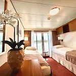 River Altstadt-sued 4*