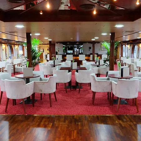 Hotel River Altstadt-sued Colonia