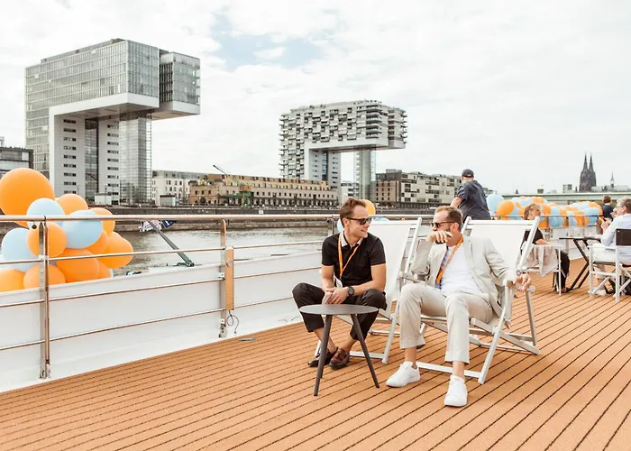 호텔 River Altstadt-sued 4*