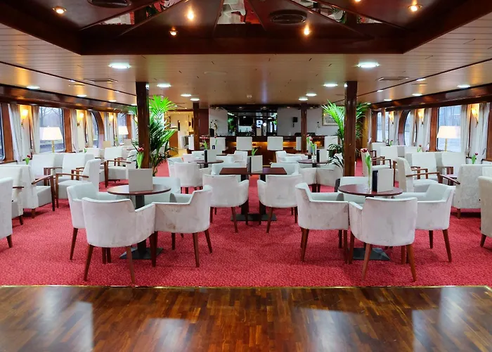 호텔 River Altstadt-sued 쾰른